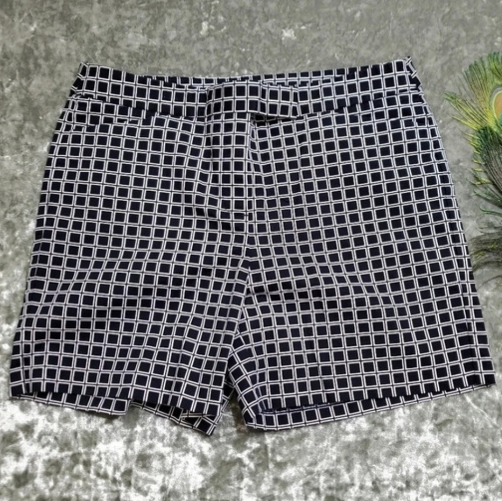 Ann Klein Geometric Pattern Shorts